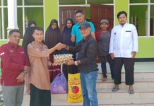 Sambangi Pondok Pesantren Hidayatullah & Asrama Katolik Theresia, PWI Fakfak Serahkan Bantuan Sembako Sambangi Pondok Pesantren Hidayatulah & asrama Katolik