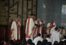 Pentahbisan Gereja St. Yosef Ayawasi, Nuncio Apostolik, H. E. Archbishop Piero Pioppo: Gereja Tersebut Megah Seperti Basilika di Roma. Foto Dokumentasi