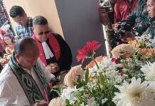Tandatangan Prasasti Gedung Gereja GKI Jemaat Oikumene Yonif 762, Pangdam Gabriel Lema Awali Tanda Salib Pangdam XVIII Kasuari Mayjen TNI Gabriel Lema