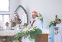 Mgr. Hilarion Datus Lega Resmi Mentahbiskan Yohanis Parlindungan Sitinjak SVD, Menjadi Imam Katolik
