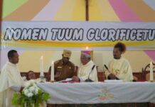 Perayaan Ekaristi Penetapan Praparoki Menjadi Paroki Baru di KMS dan HUT Episkopal ke-20 Bapa Uskup Mgr. Hilarion Datus Lega