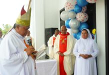 Mgr. Hilarion Datus Lega, Pr Memberkati Biara Suster TMM Di Praparoki St. Paulus Klamalu