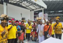 Pengalaman Sukacita Umat Utusan Keuskupan Manokwari-Sorong (KMS) Berjumpa Dengan Paus Fransiskus