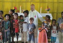 Kunjungan Pastoral Vikaris Jenderal KMS ke Stasi Santa Anna Miri, Paroki Santo Yosep Senopi