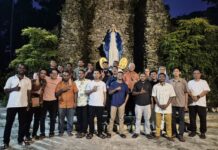 Uskup Manokwari-Sorong Berikan Pembekalan bagi Frater TOP dan TOK di Meyes