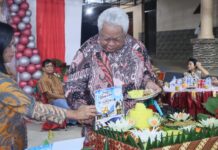 Empat Tahun Paroki Santo Laurentius Wasior: Mgr. Hilarion Datus Lega Ajak Umat Meneladani Iman yang Militan