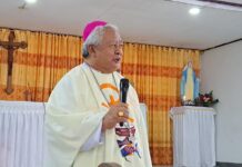 Uskup Manokwari-Sorong Doakan Perdamaian di Tanah Maybrat dalam Kunjungan Pastoral di Kumurkek