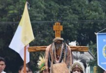 Salib IYD Disambut Meriah, Semangat Iman dan Budaya Papua Berpadu di Wasior