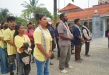 Disambut Tiupan Trompet, Peserta Pra-IYD dari TPW Tambrauw dan Paroki Katedral Sorong Tiba di Paroki Emaus